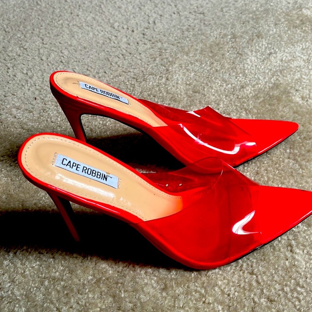 Res heel shoe.